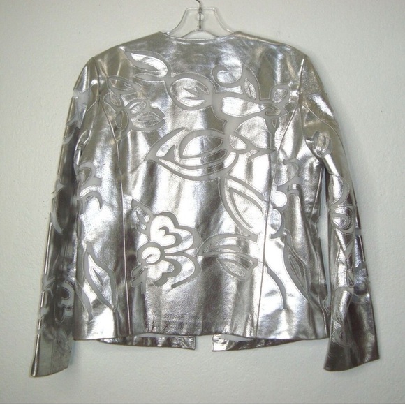 Chico’s Silver Metallic 25th Anniversary Odile Leather Jacket with Cutouts sz 16 - Picture 4 of 9